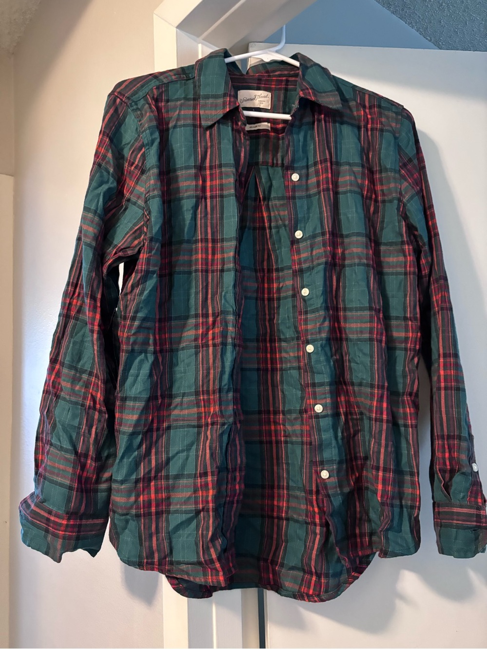 Women’s Green & Red Plaid Button-Up Shirt
